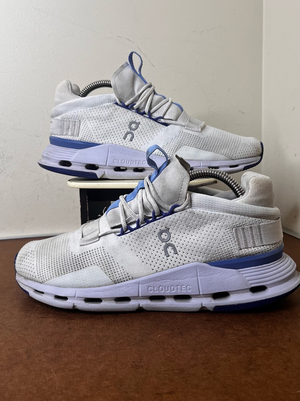 On Running Cloudnova Women's CloudTec Athletic Undyed White Heather Shoes